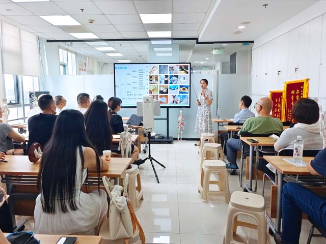 中医师承，确有专长七月线下课——经络腧穴-人体小药箱