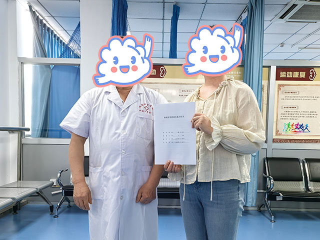 四川成都丁同学26年5月完成中医师承拜师公证